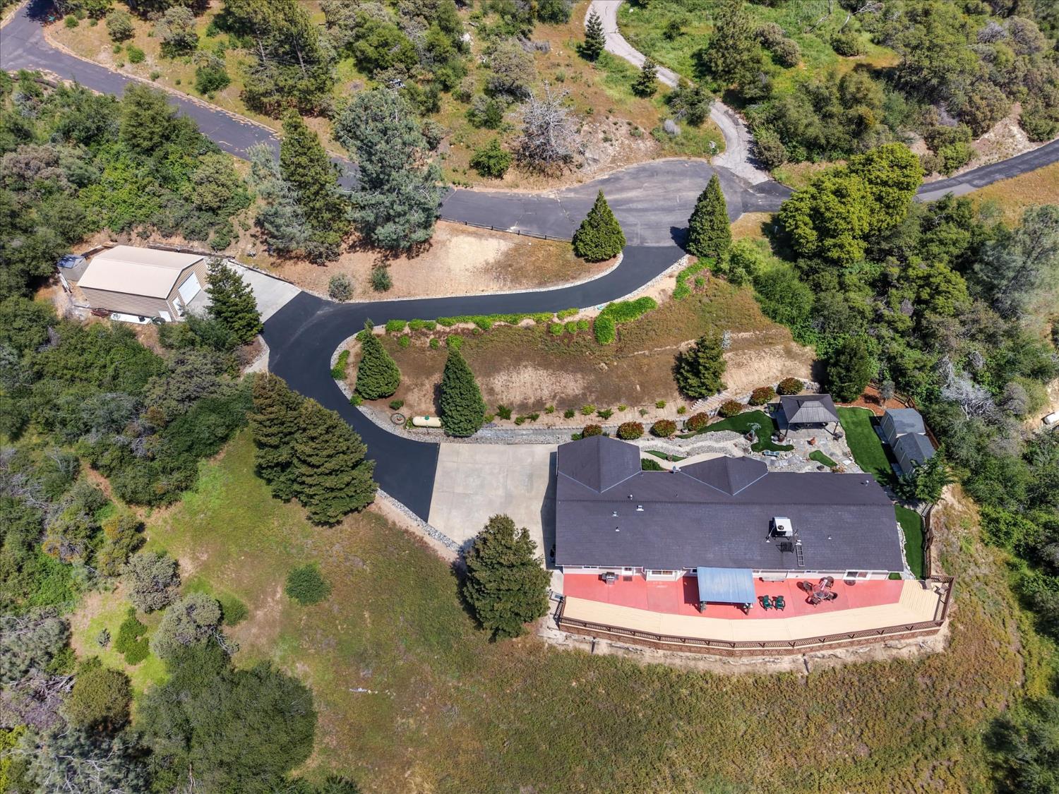 39380 Suncrest Ct, Oakhurst, CA 93644