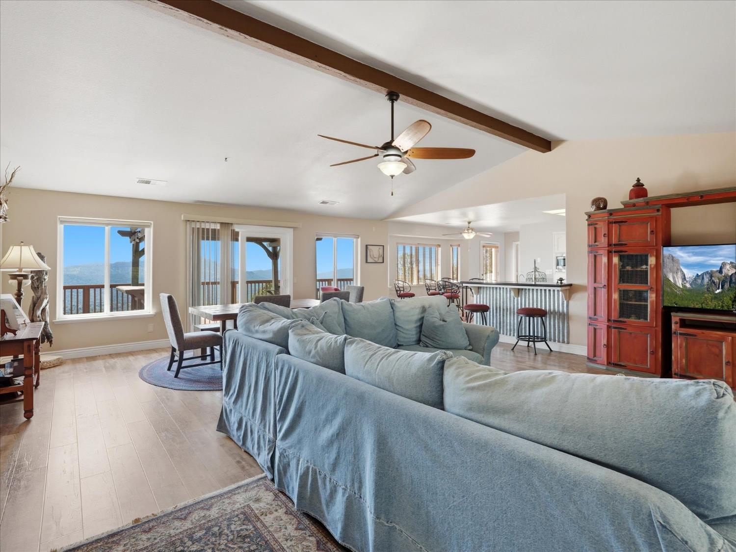 39380 Suncrest Ct, Oakhurst, CA 93644