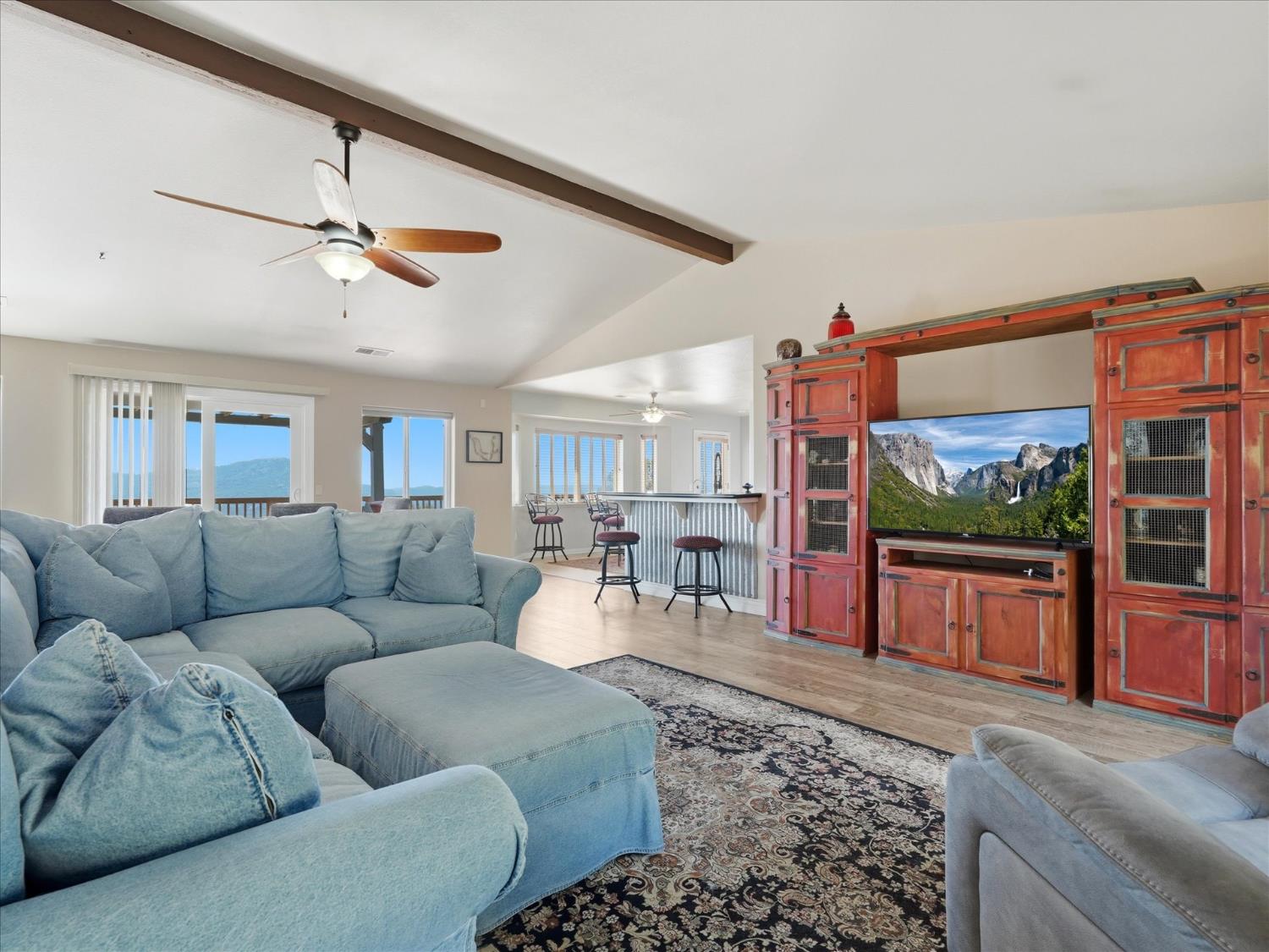 39380 Suncrest Ct, Oakhurst, CA 93644