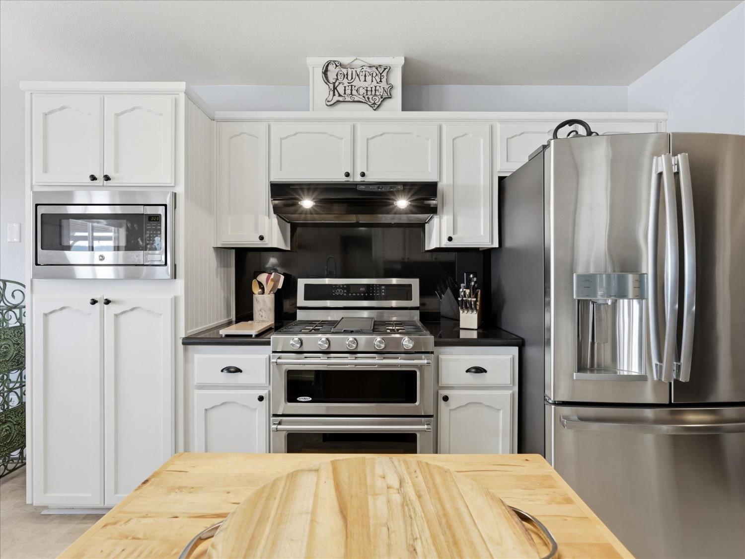 39380 Suncrest Ct, Oakhurst, CA 93644