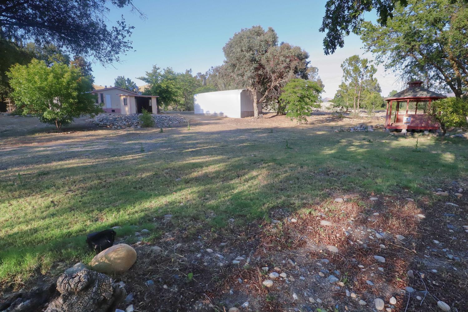 25433 E Trimmer Springs Rd #13, Sanger, CA 93657