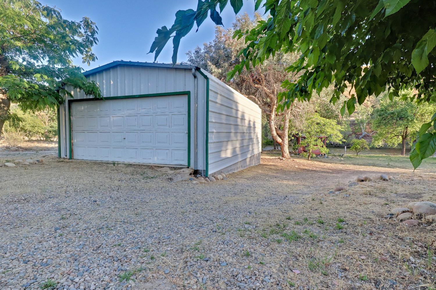 25433 E Trimmer Springs Rd #13, Sanger, CA 93657