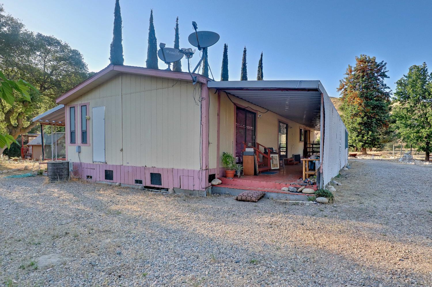 25433 E Trimmer Springs Rd #13, Sanger, CA 93657