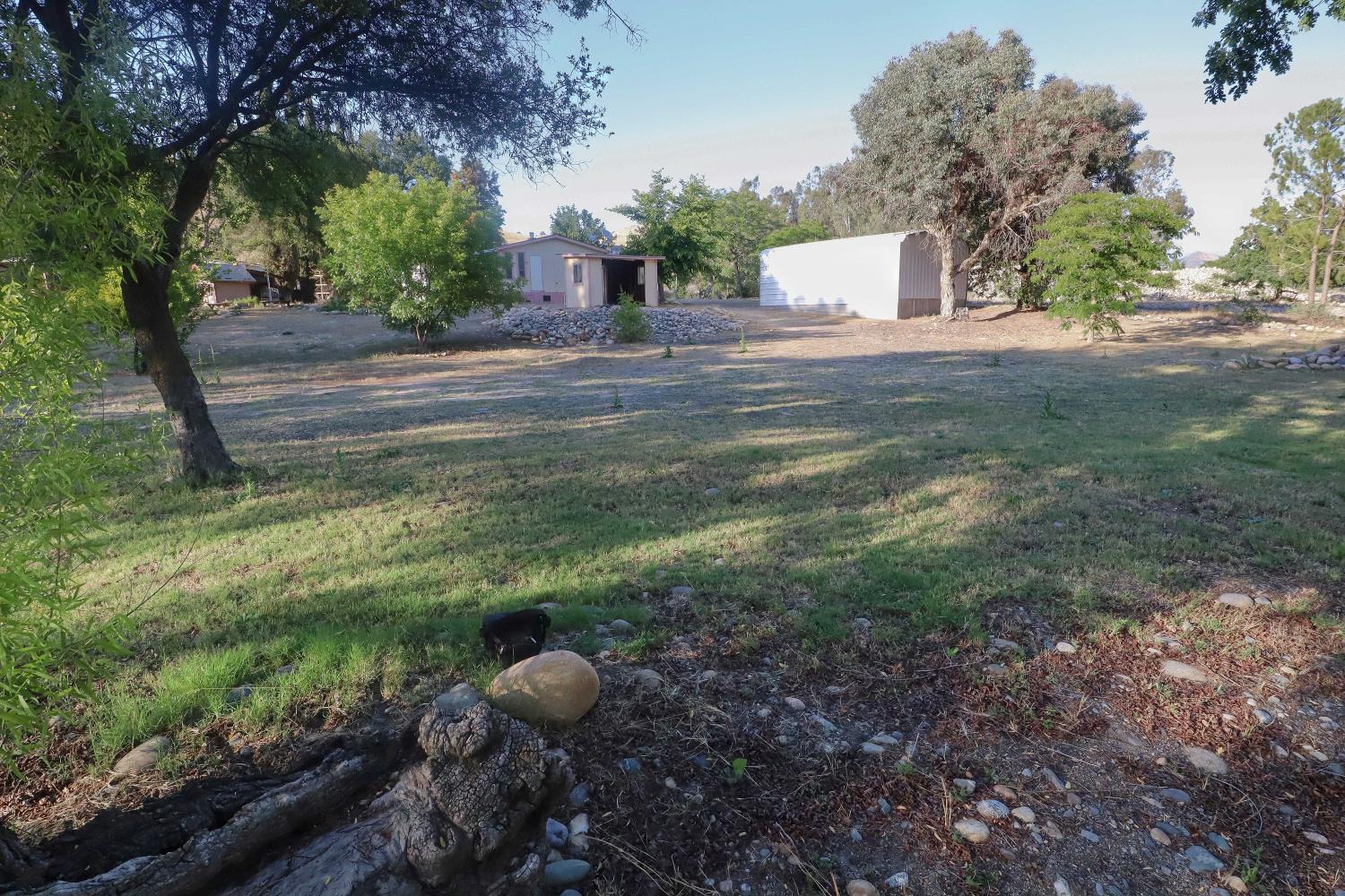 25433 E Trimmer Springs Rd #13, Sanger, CA 93657