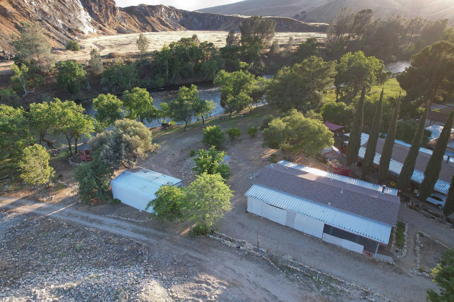 25433 E Trimmer Springs Rd #13, Sanger, CA 93657