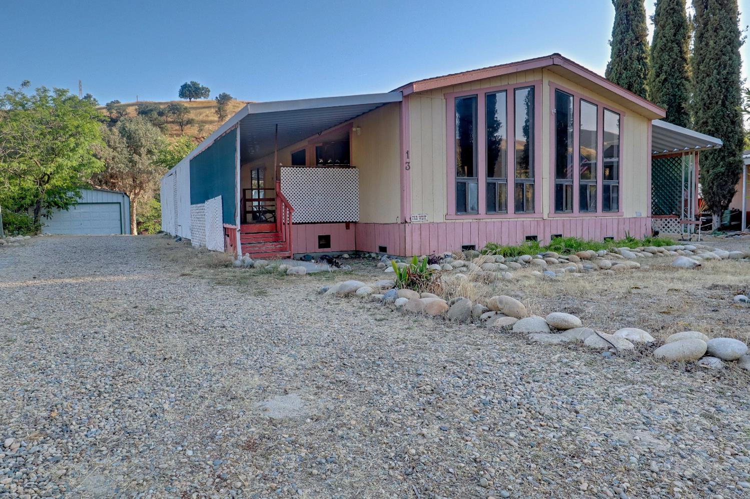 25433 E Trimmer Springs Rd #13, Sanger, CA 93657