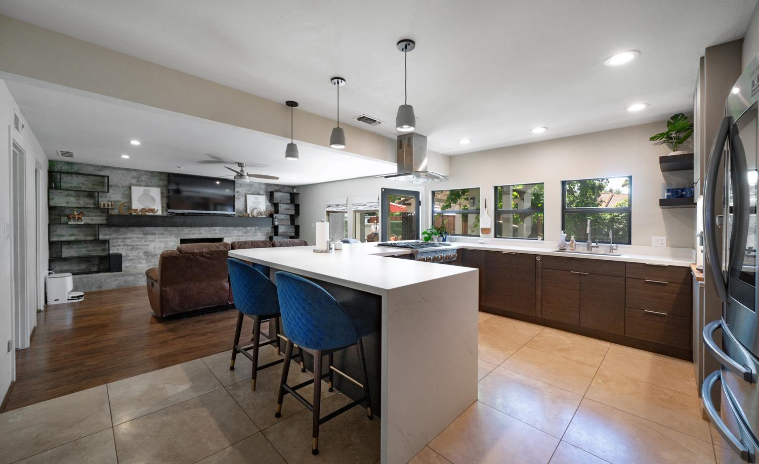 1745 W San Madele Ave, Fresno, CA 93711
