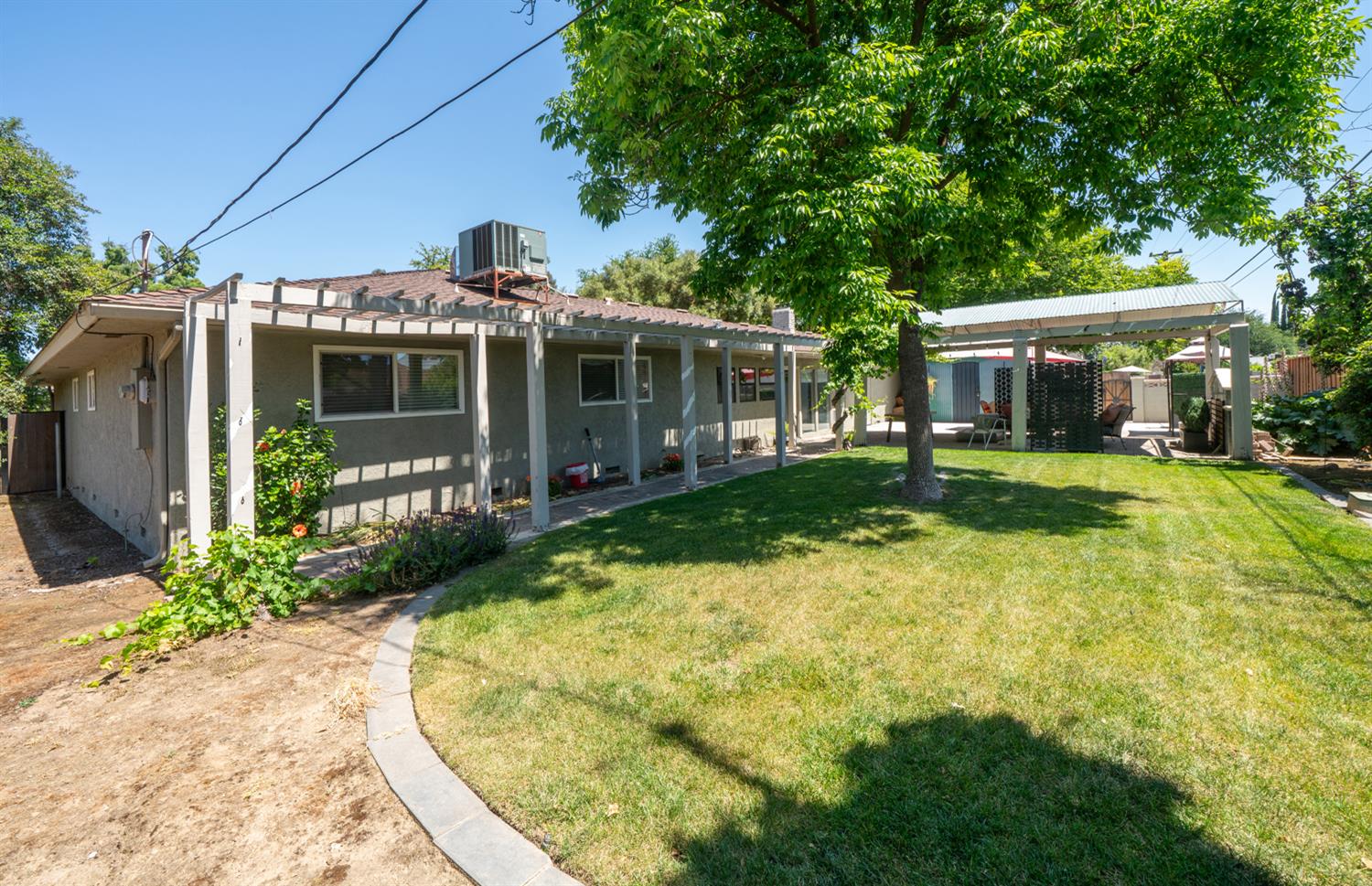 1745 W San Madele Ave, Fresno, CA 93711