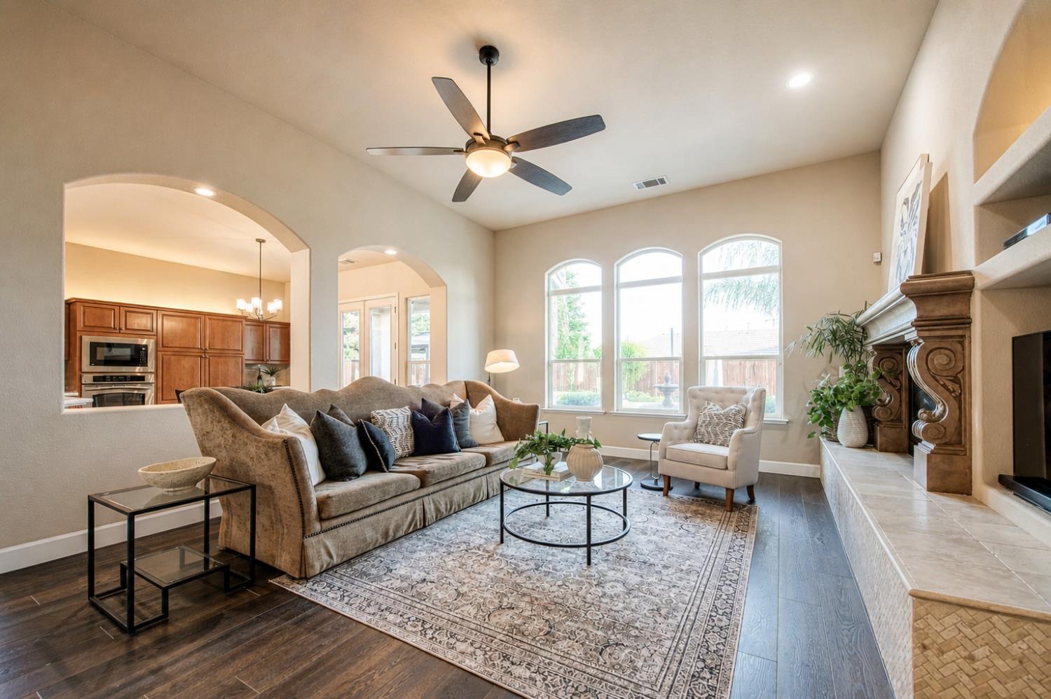 2820 Serena Ave, Clovis, CA 93619
