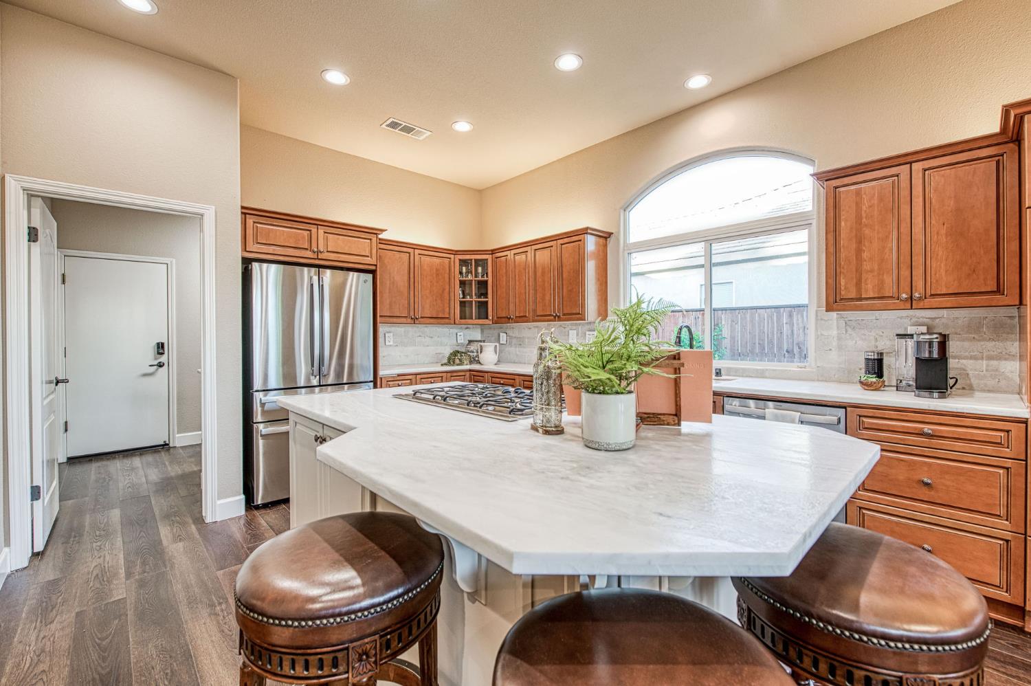 2820 Serena Ave, Clovis, CA 93619