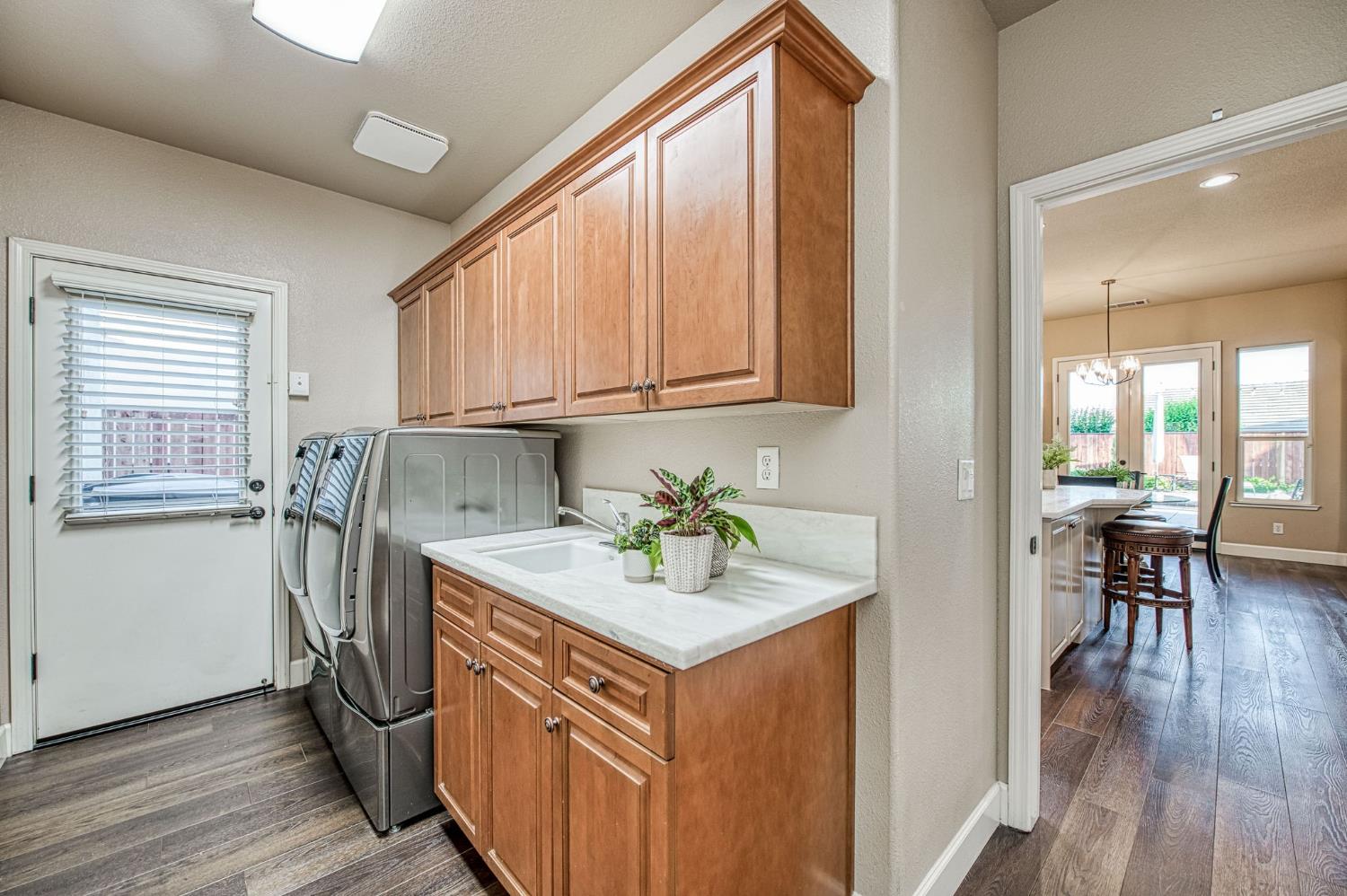 2820 Serena Ave, Clovis, CA 93619