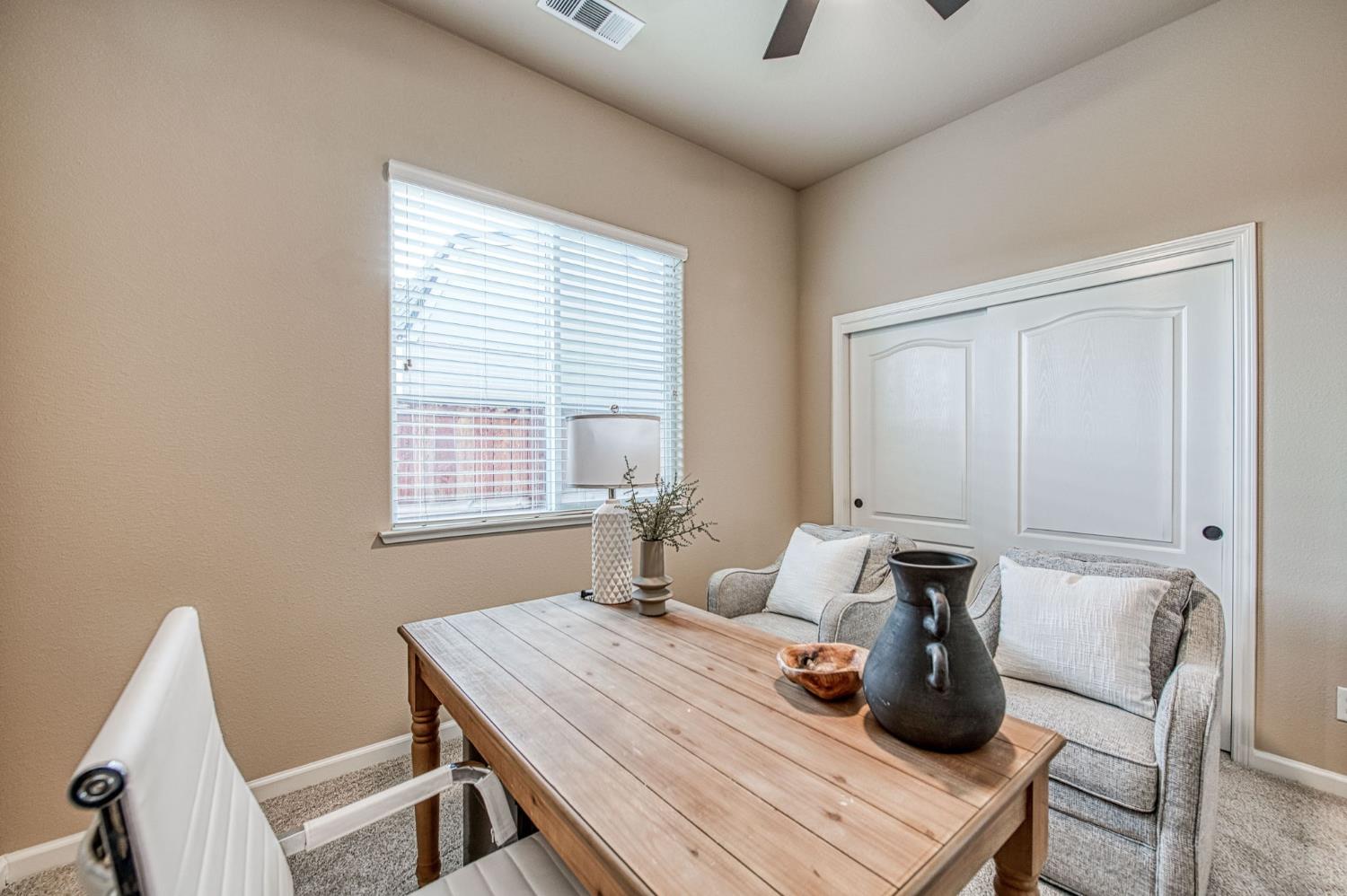 2820 Serena Ave, Clovis, CA 93619
