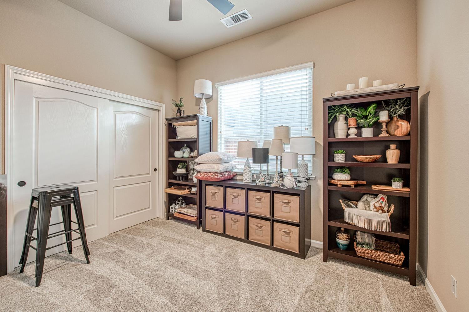 2820 Serena Ave, Clovis, CA 93619