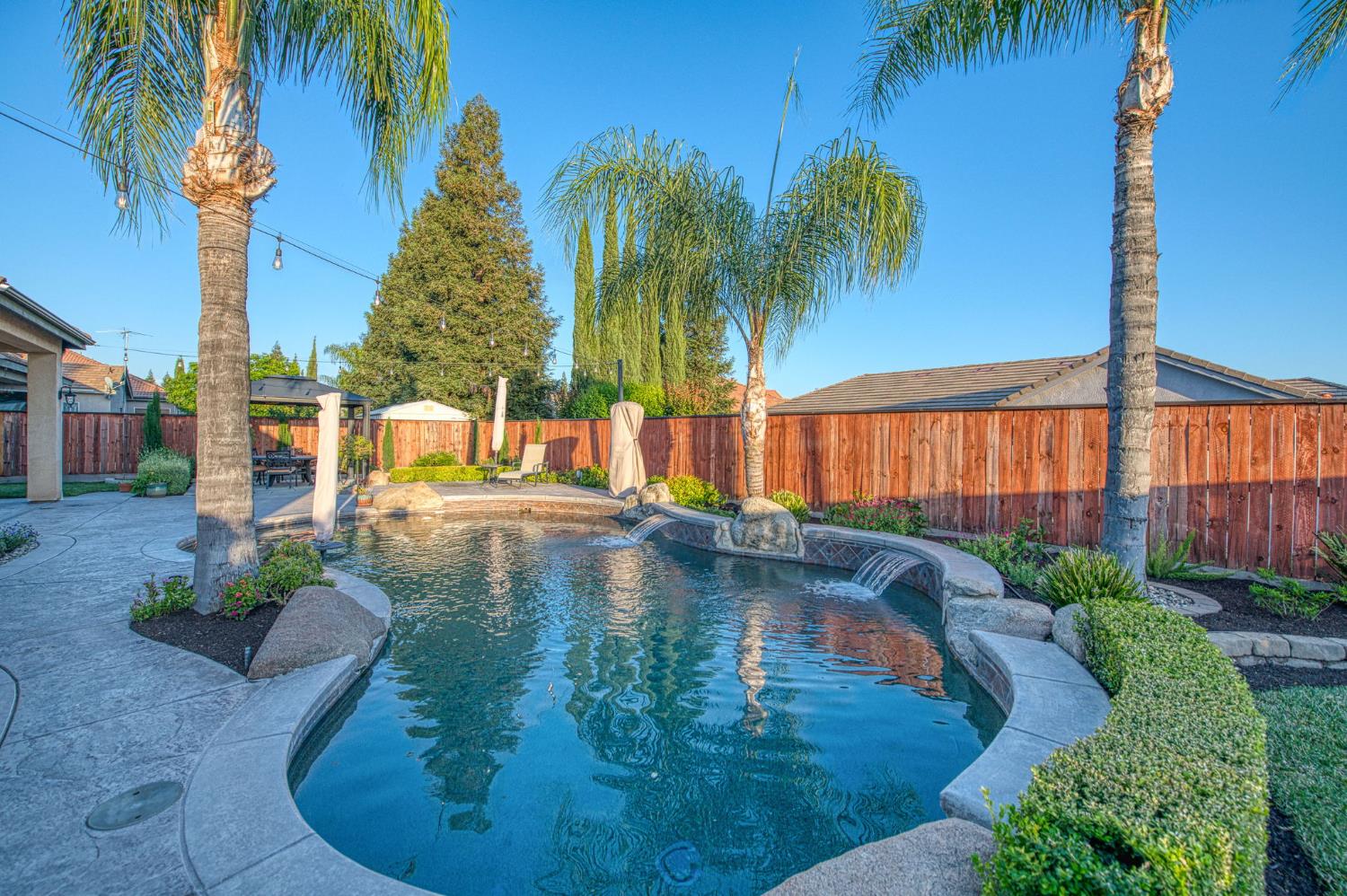 2820 Serena Ave, Clovis, CA 93619
