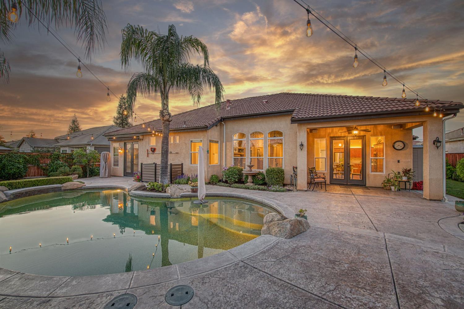 2820 Serena Ave, Clovis, CA 93619