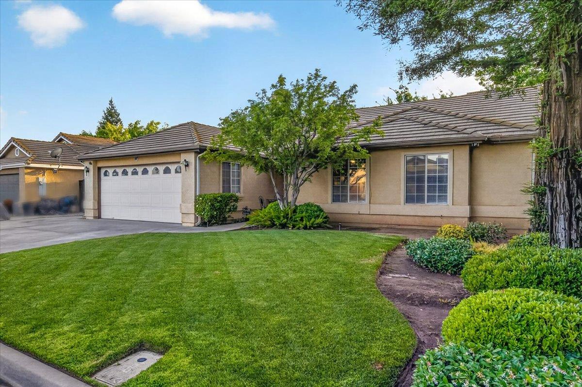2459 N Bendel Ave, Fresno, CA 93722