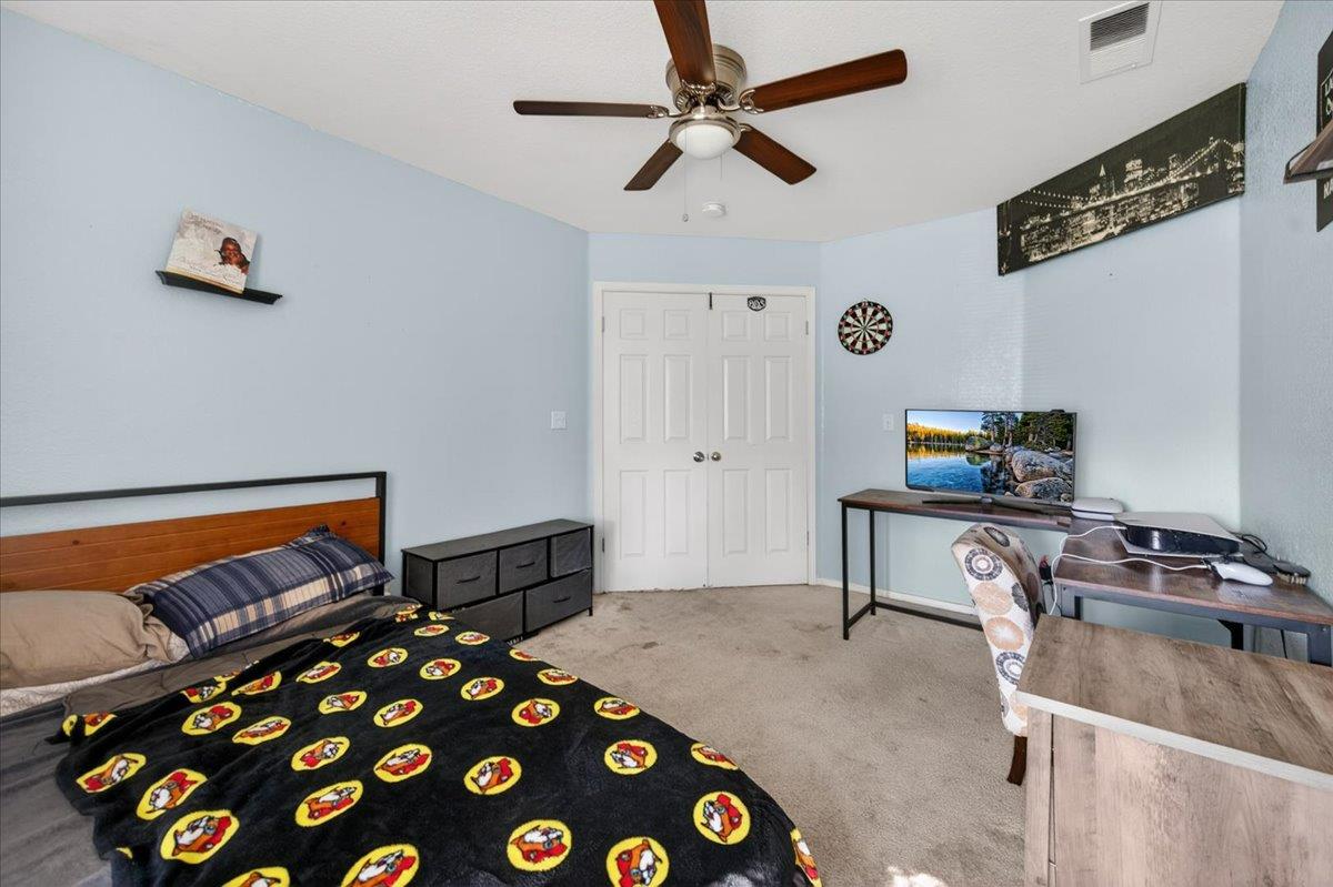 2459 N Bendel Ave, Fresno, CA 93722