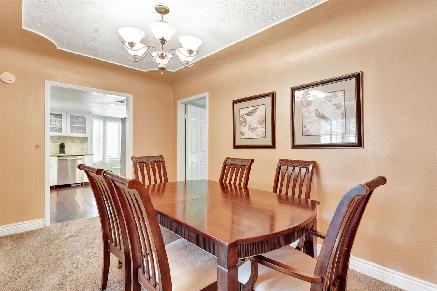 200 Lyons St, Madera, CA 93638
