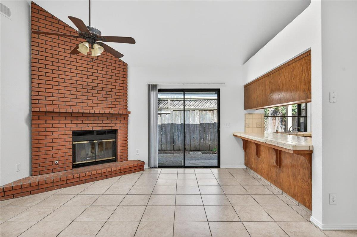 7062 N Teilman Ave, Fresno, CA 93711