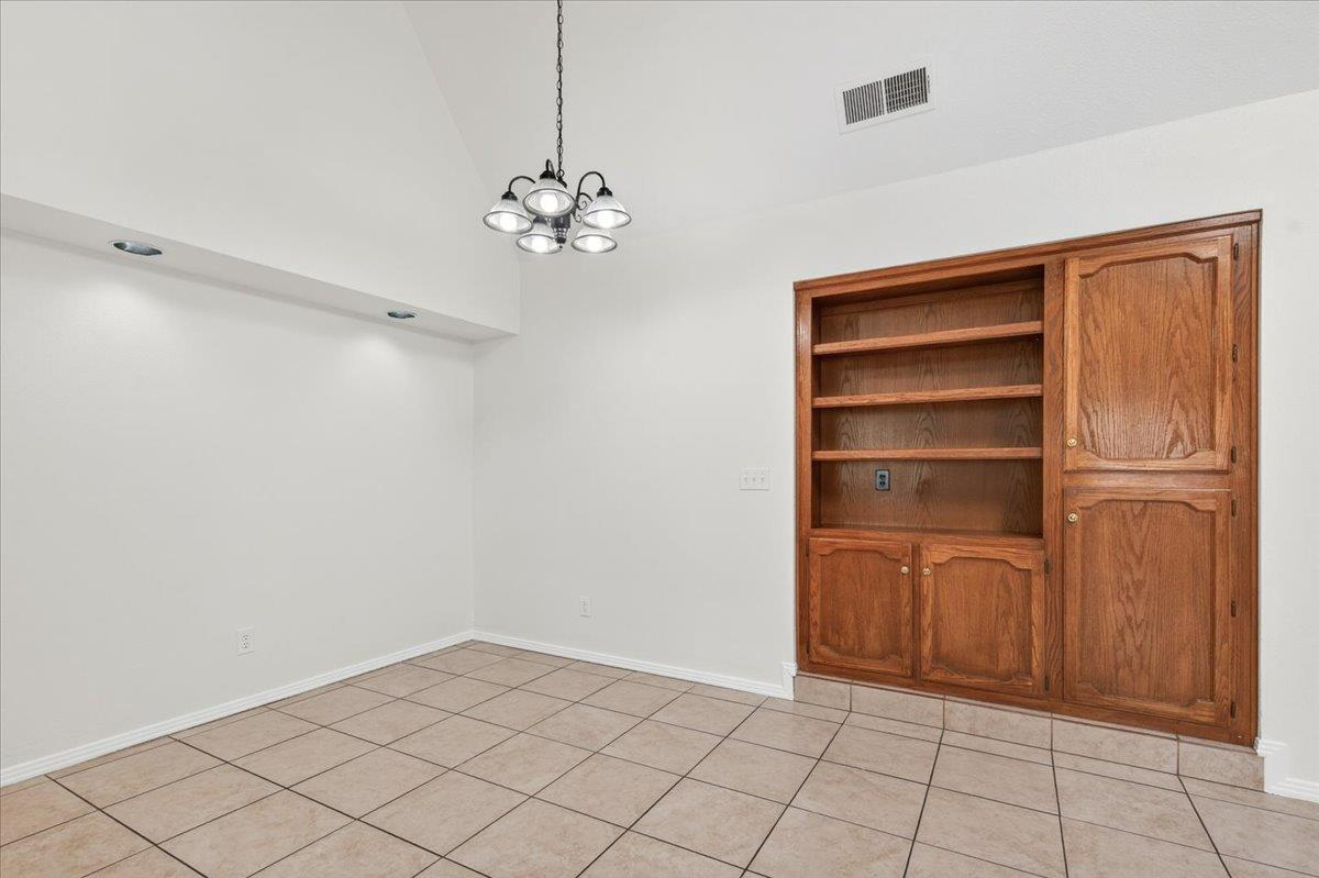 7062 N Teilman Ave, Fresno, CA 93711