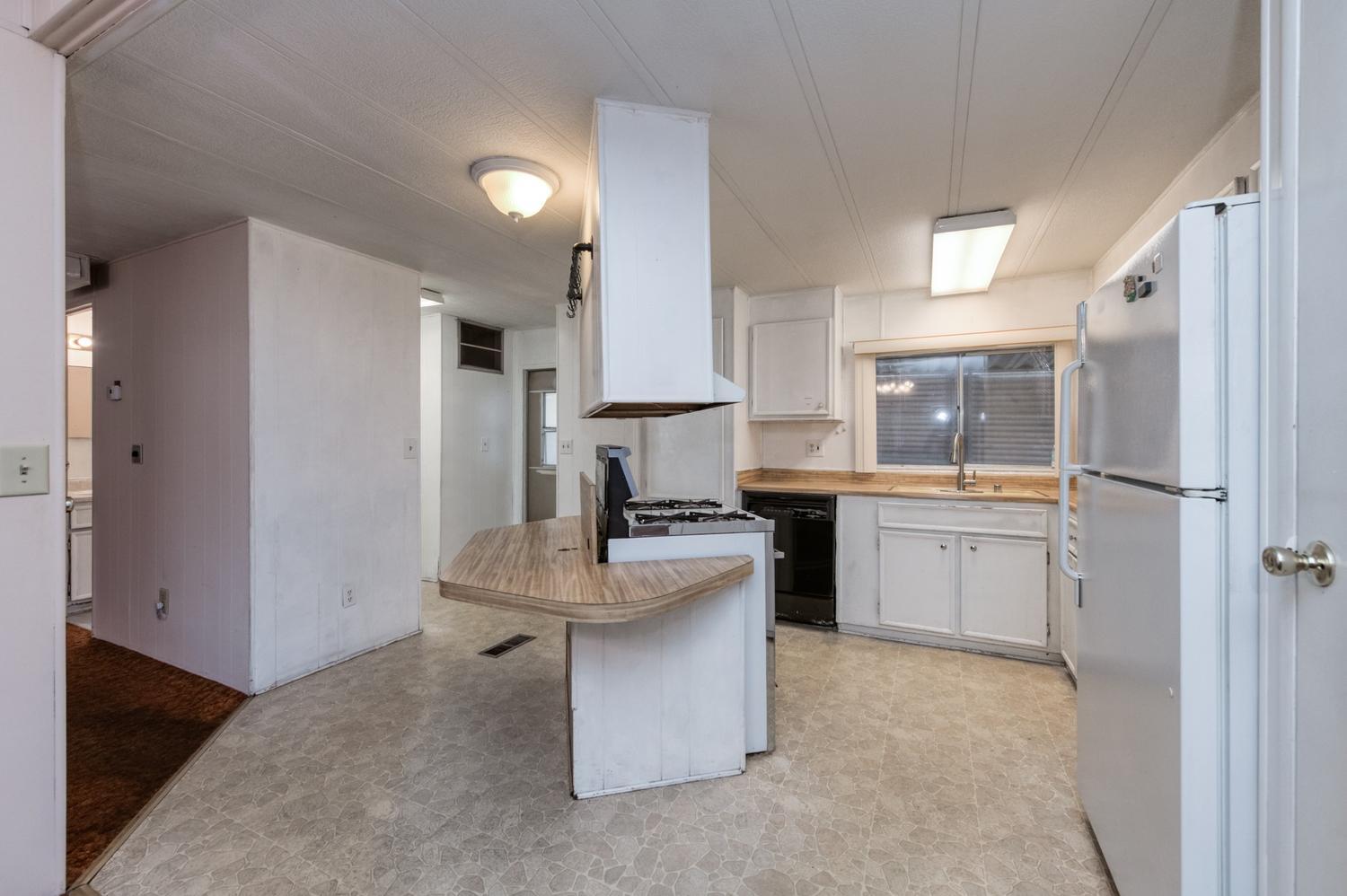 3556 N Duke Ave #157, Fresno, CA 93727