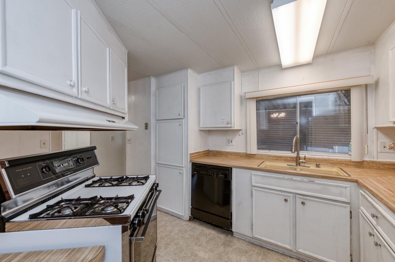 3556 N Duke Ave #157, Fresno, CA 93727