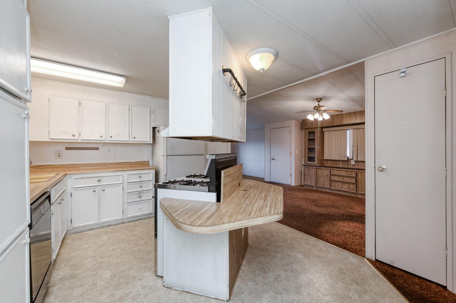 3556 N Duke Ave #157, Fresno, CA 93727
