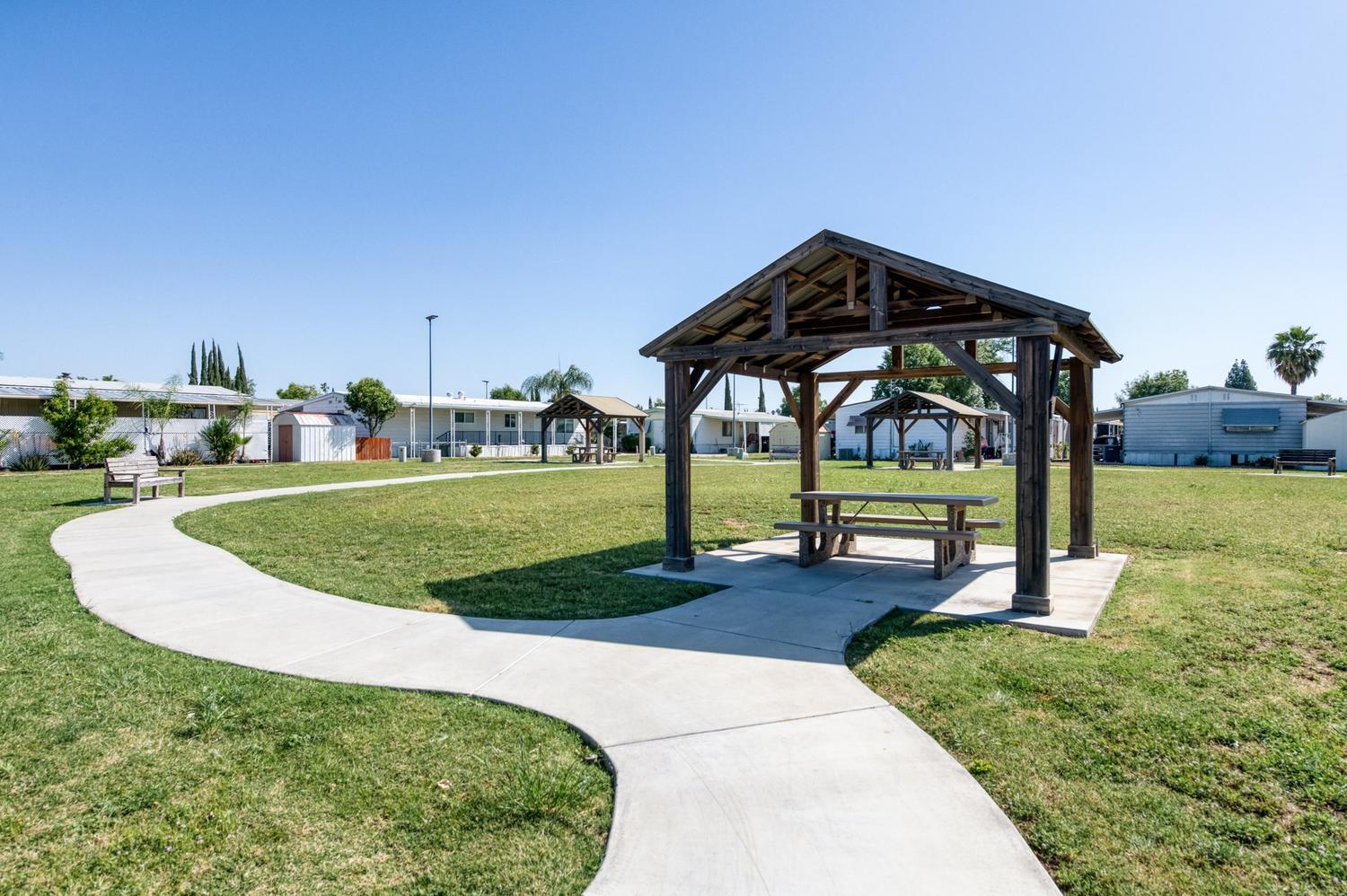 3556 N Duke Ave #157, Fresno, CA 93727