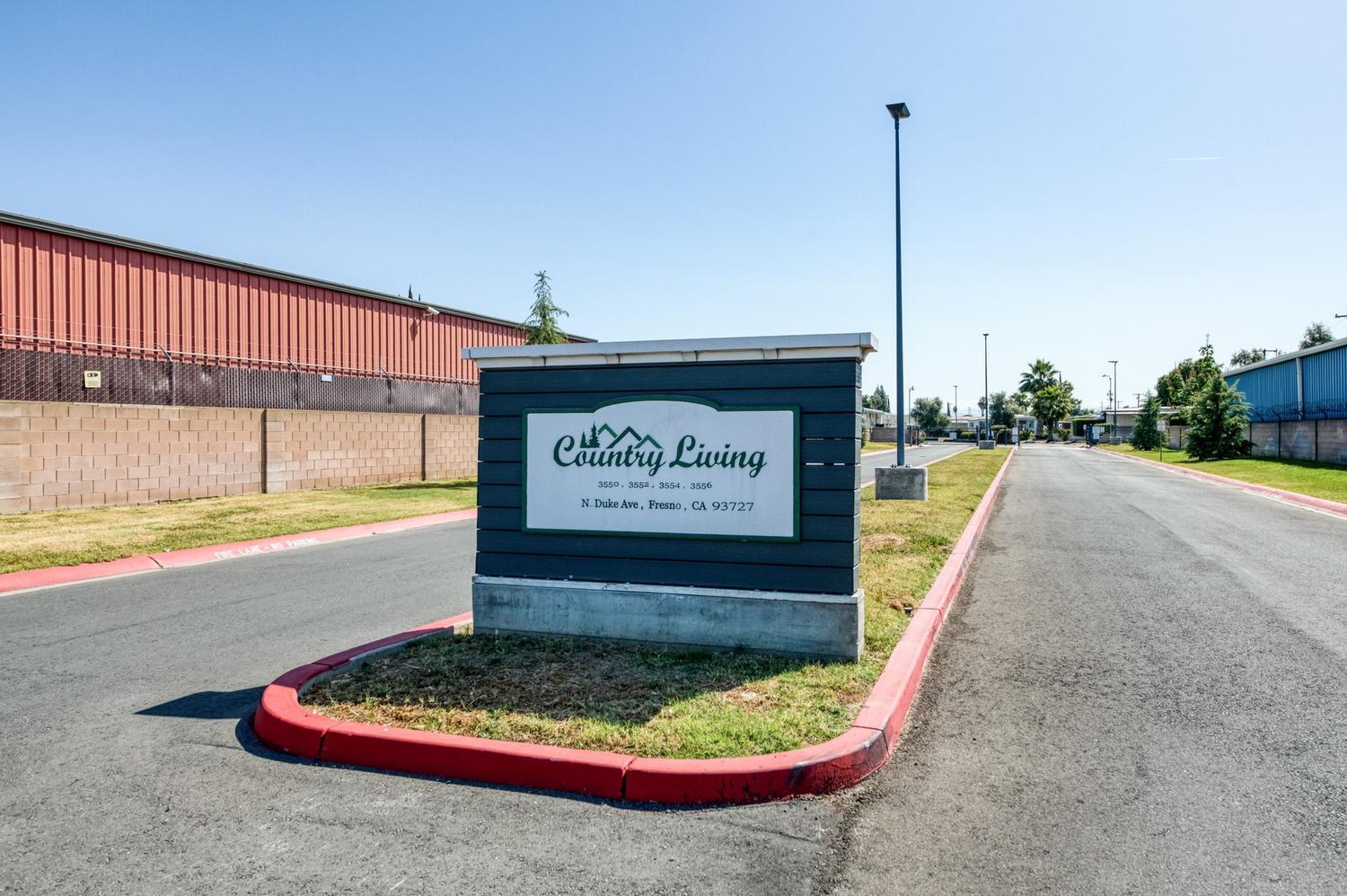 3556 N Duke Ave #157, Fresno, CA 93727
