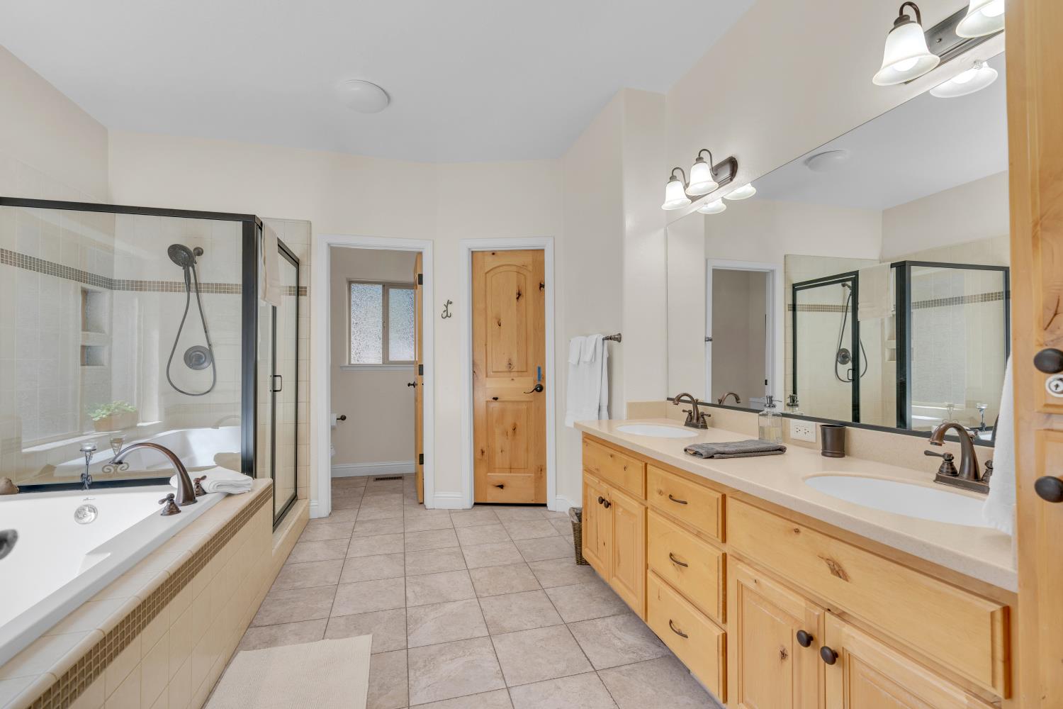 40322 Mariposa Lilly Ln, Shaver Lake, CA 93664