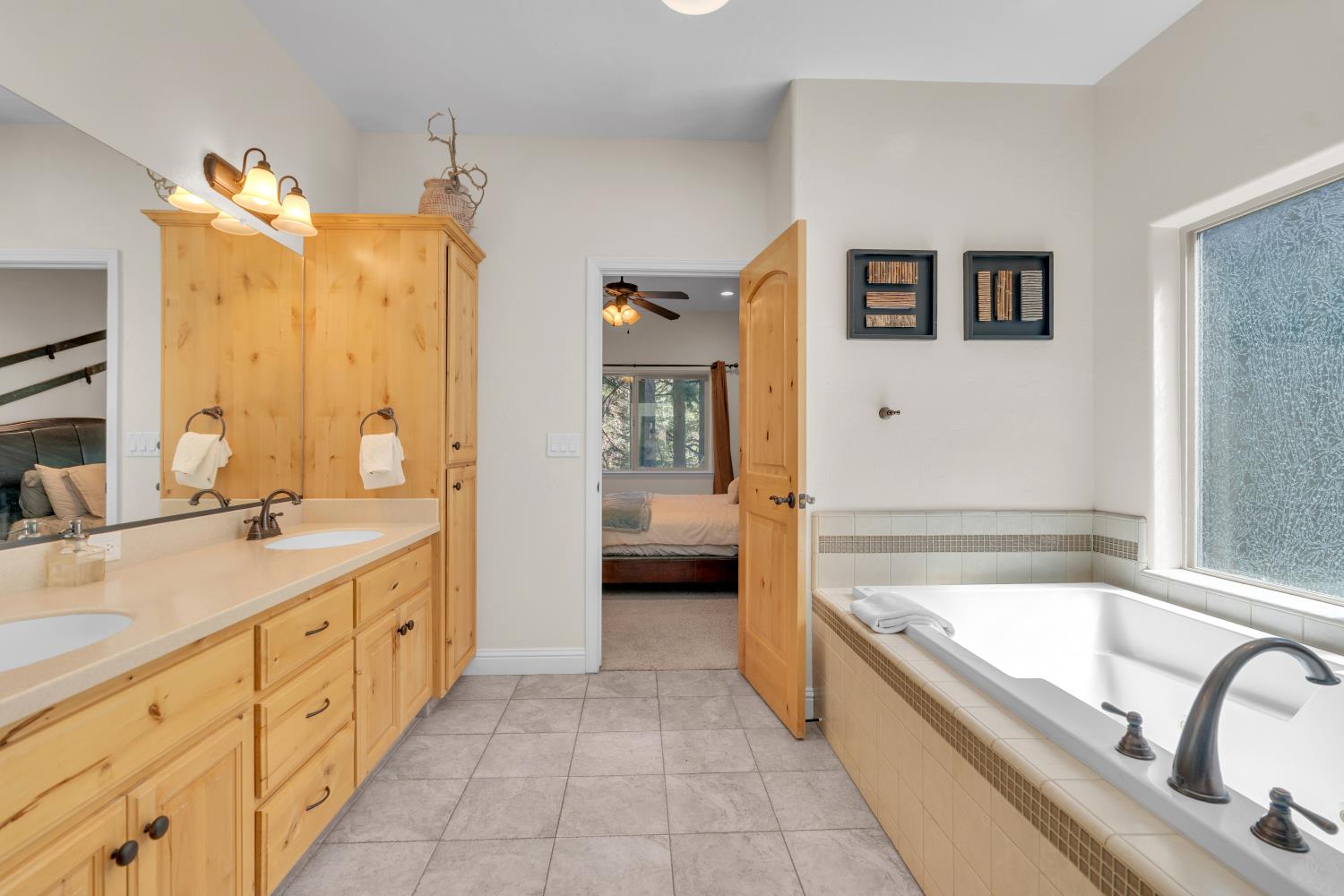 40322 Mariposa Lilly Ln, Shaver Lake, CA 93664