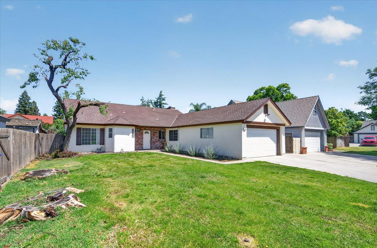 2176 E Decatur Ave, Fresno, CA 93720