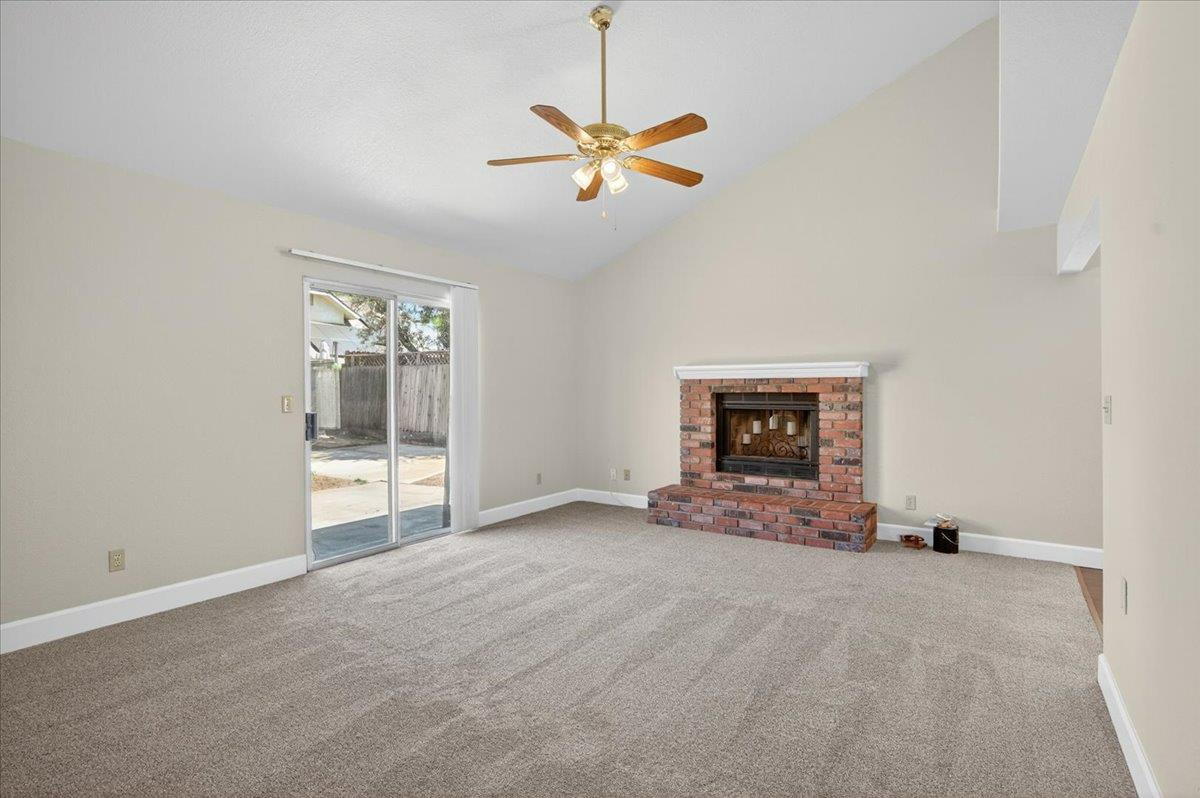 2176 E Decatur Ave, Fresno, CA 93720