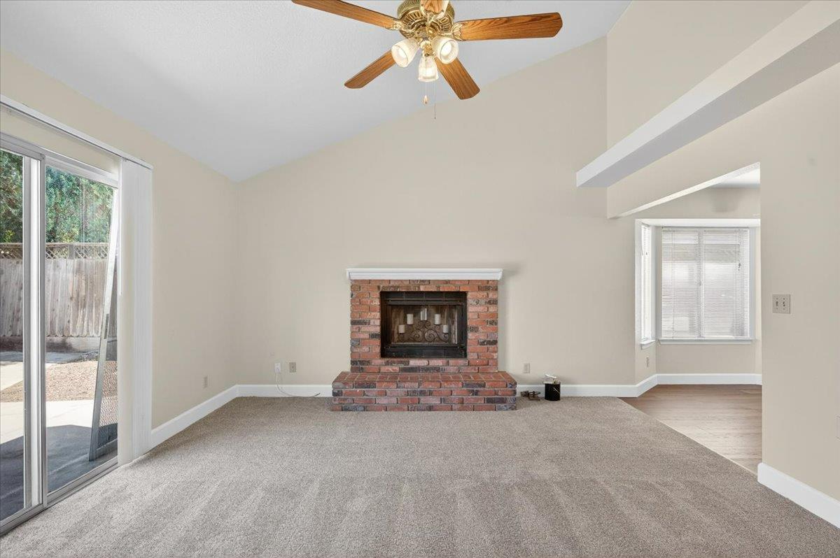 2176 E Decatur Ave, Fresno, CA 93720