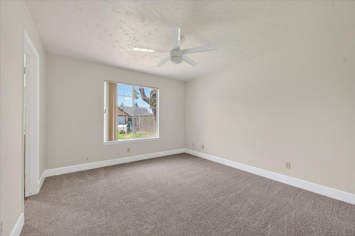 2176 E Decatur Ave, Fresno, CA 93720