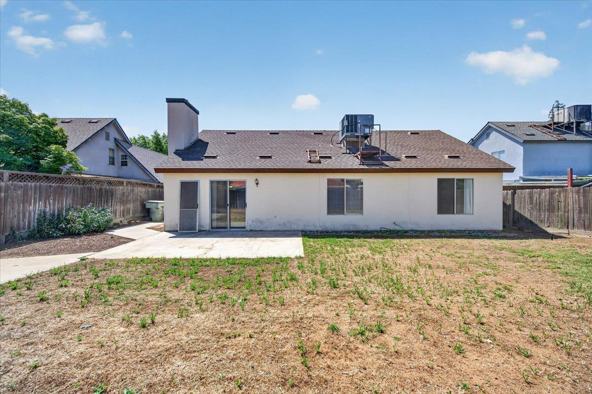 2176 E Decatur Ave, Fresno, CA 93720