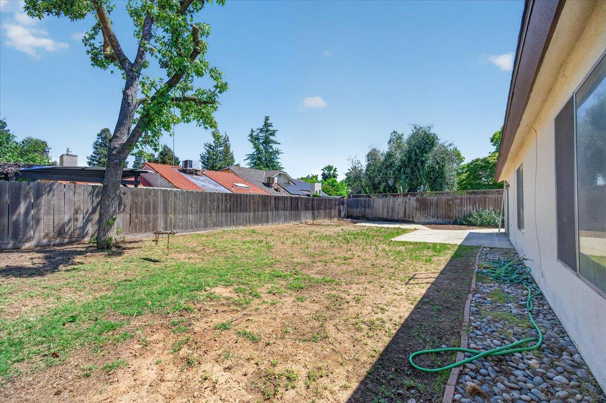 2176 E Decatur Ave, Fresno, CA 93720