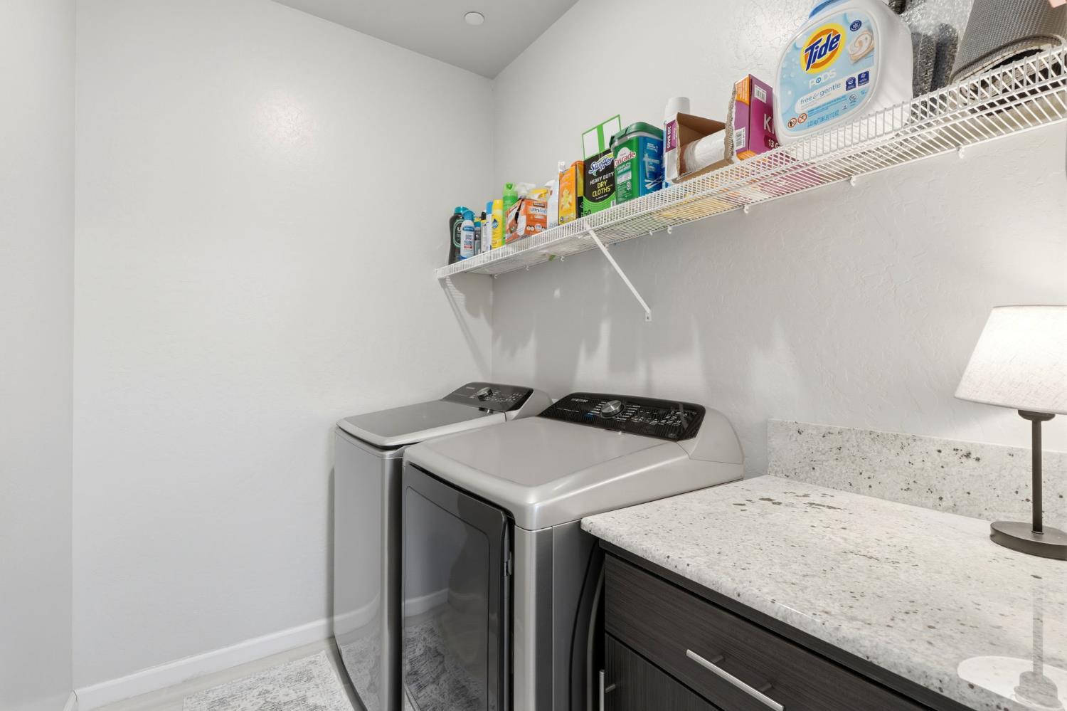 3245 Las Rosas Ave, Clovis, CA 93619