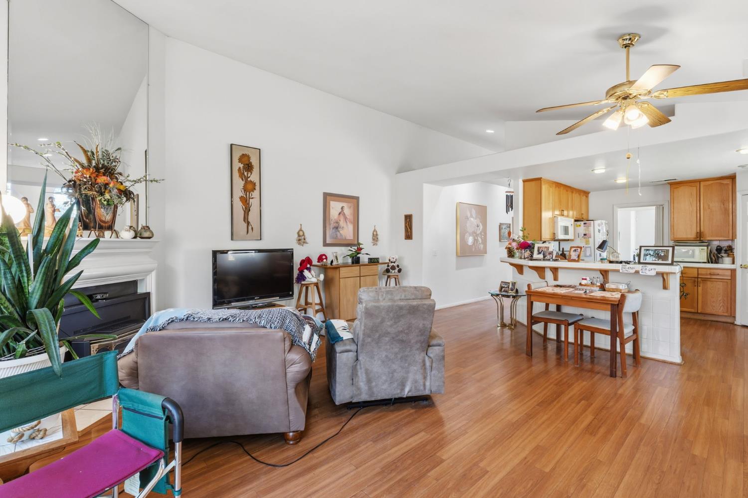 7490 N Hayston Ave, Fresno, CA 93720