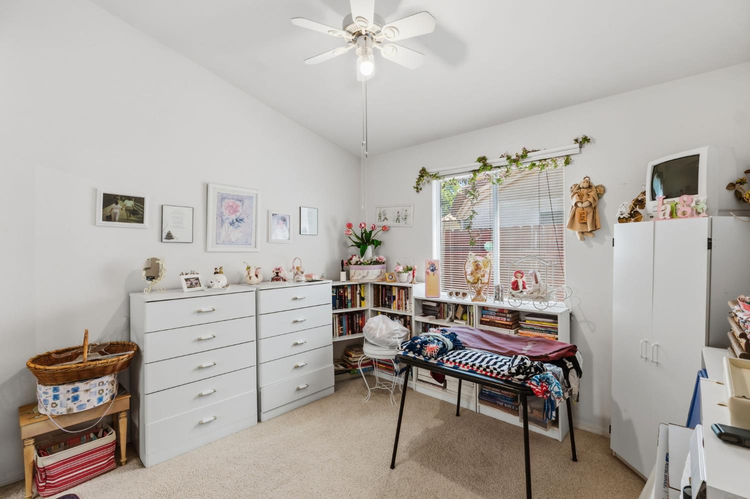 7490 N Hayston Ave, Fresno, CA 93720