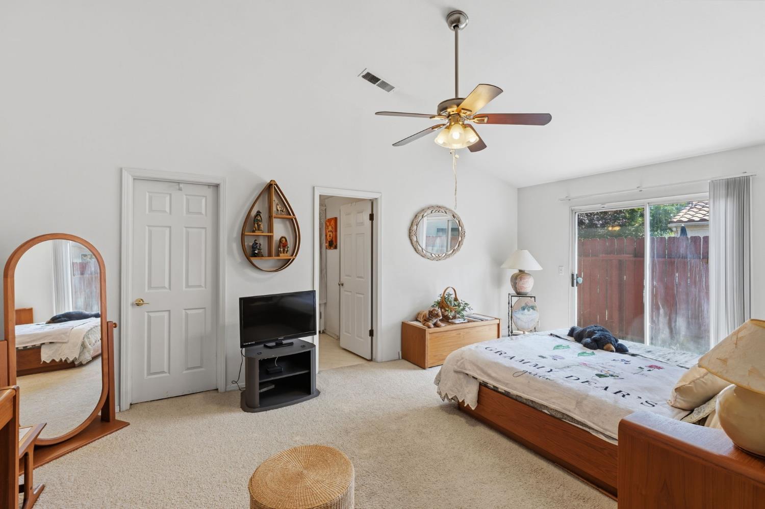 7490 N Hayston Ave, Fresno, CA 93720