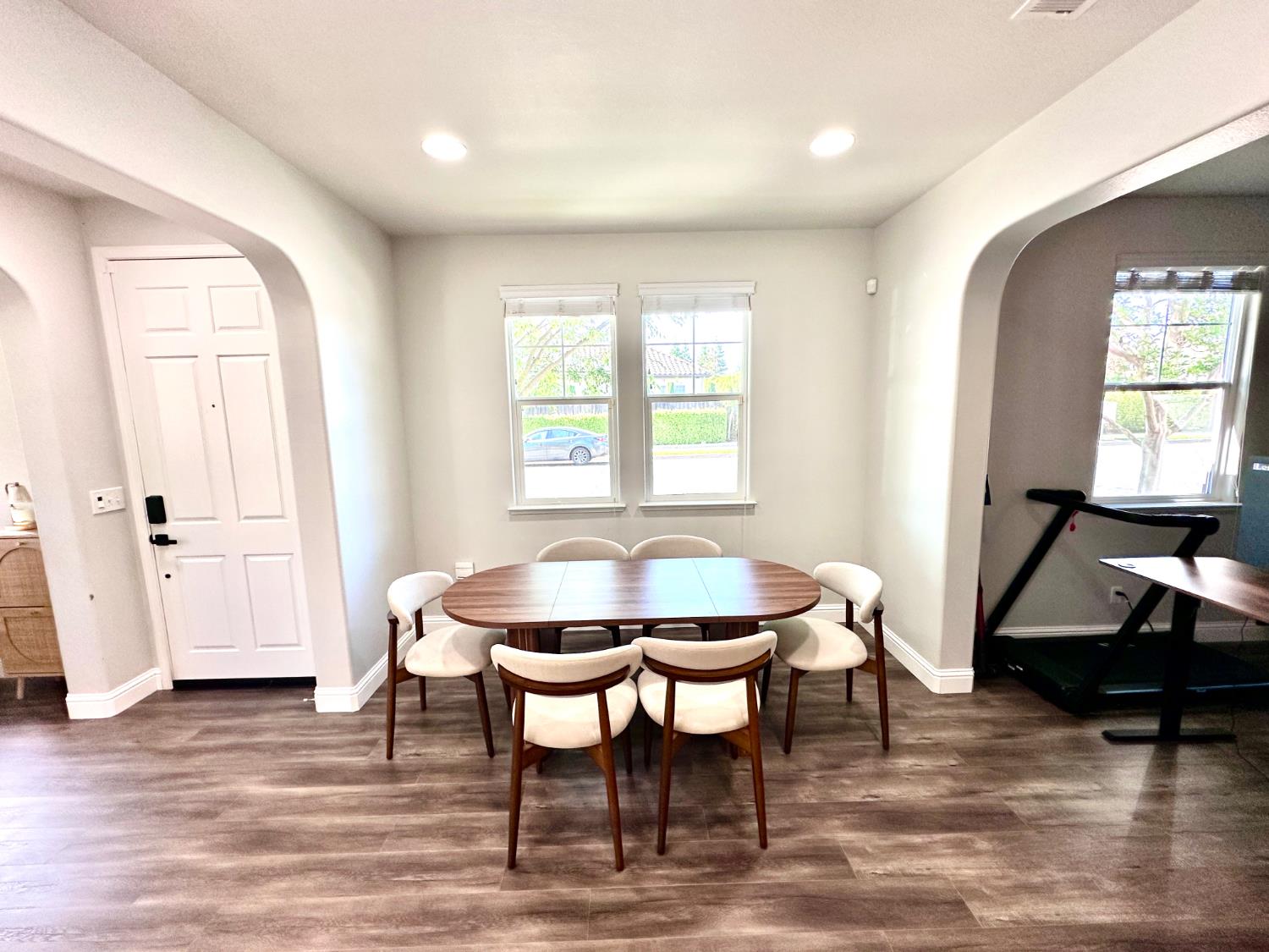 4056 Trenton Ave, Clovis, CA 93619