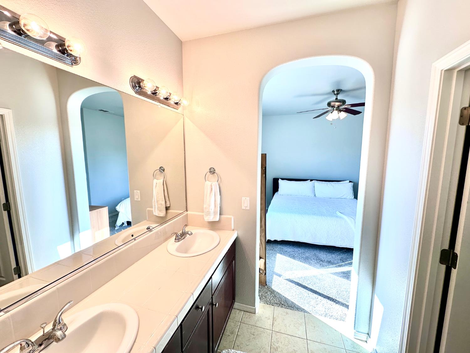 4056 Trenton Ave, Clovis, CA 93619