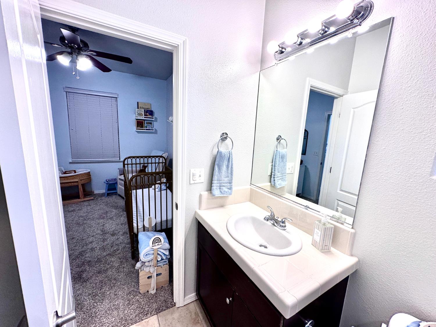 4056 Trenton Ave, Clovis, CA 93619