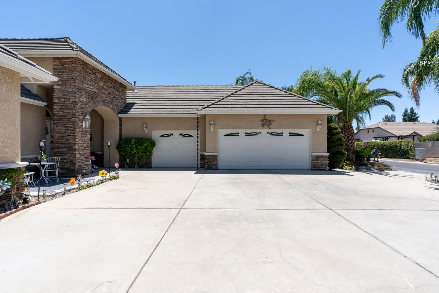 6663 Desert Springs St, Chowchilla, CA 93610