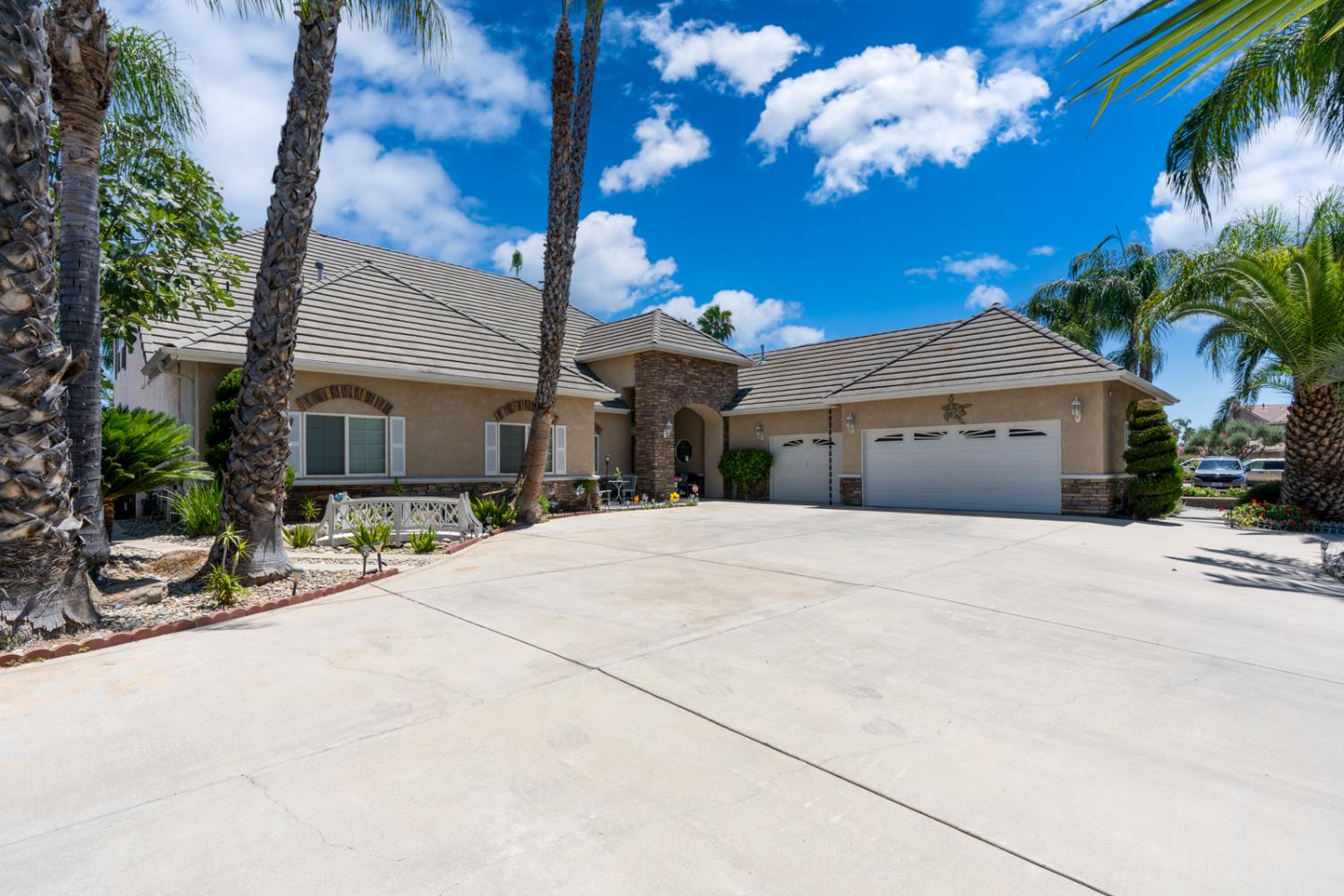 6663 Desert Springs St, Chowchilla, CA 93610