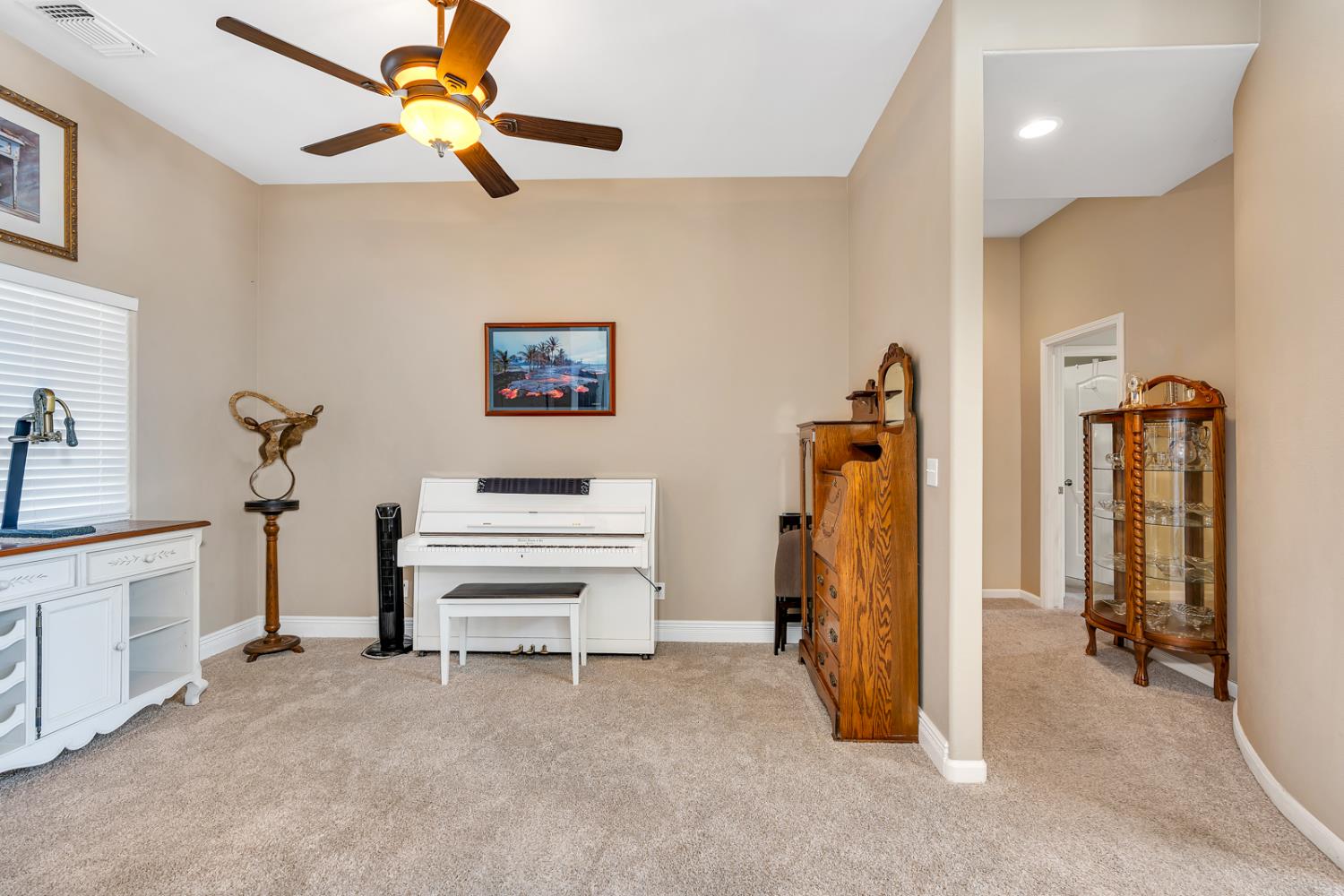 6663 Desert Springs St, Chowchilla, CA 93610