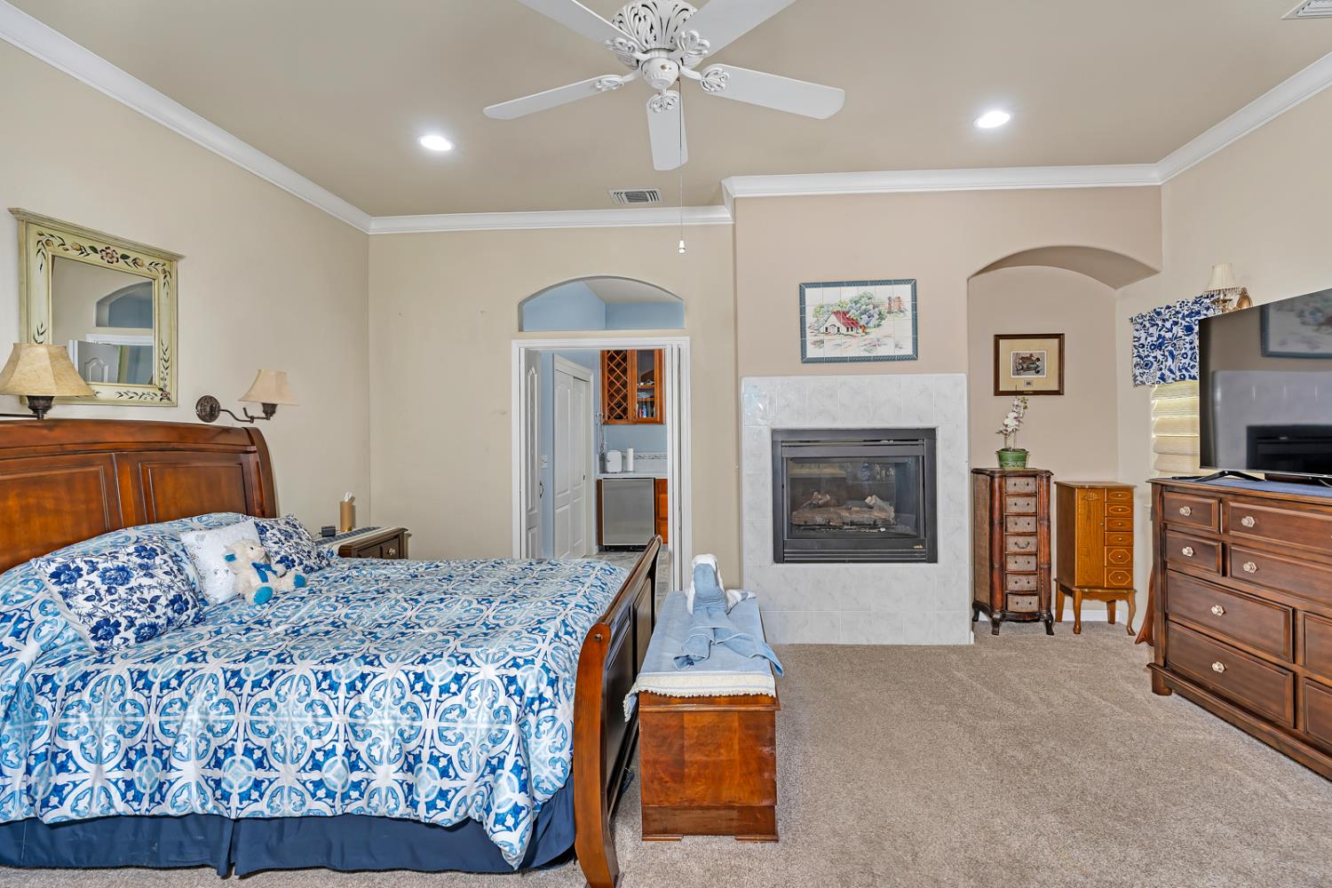 6663 Desert Springs St, Chowchilla, CA 93610