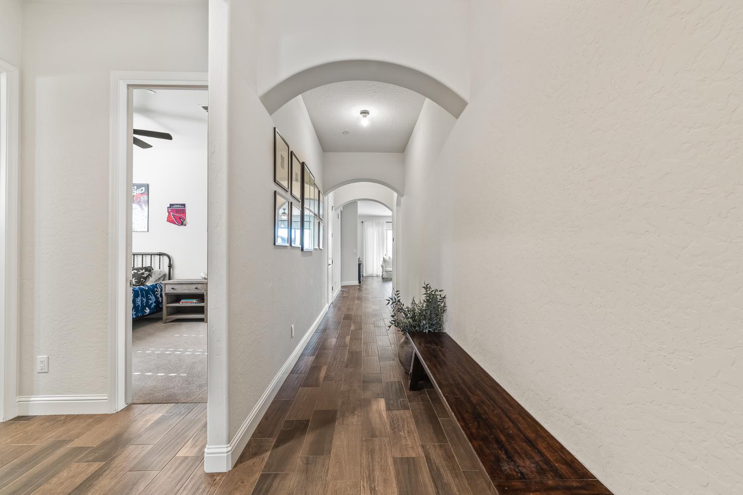 6635 W Kadota Ave, Fresno, CA 93723