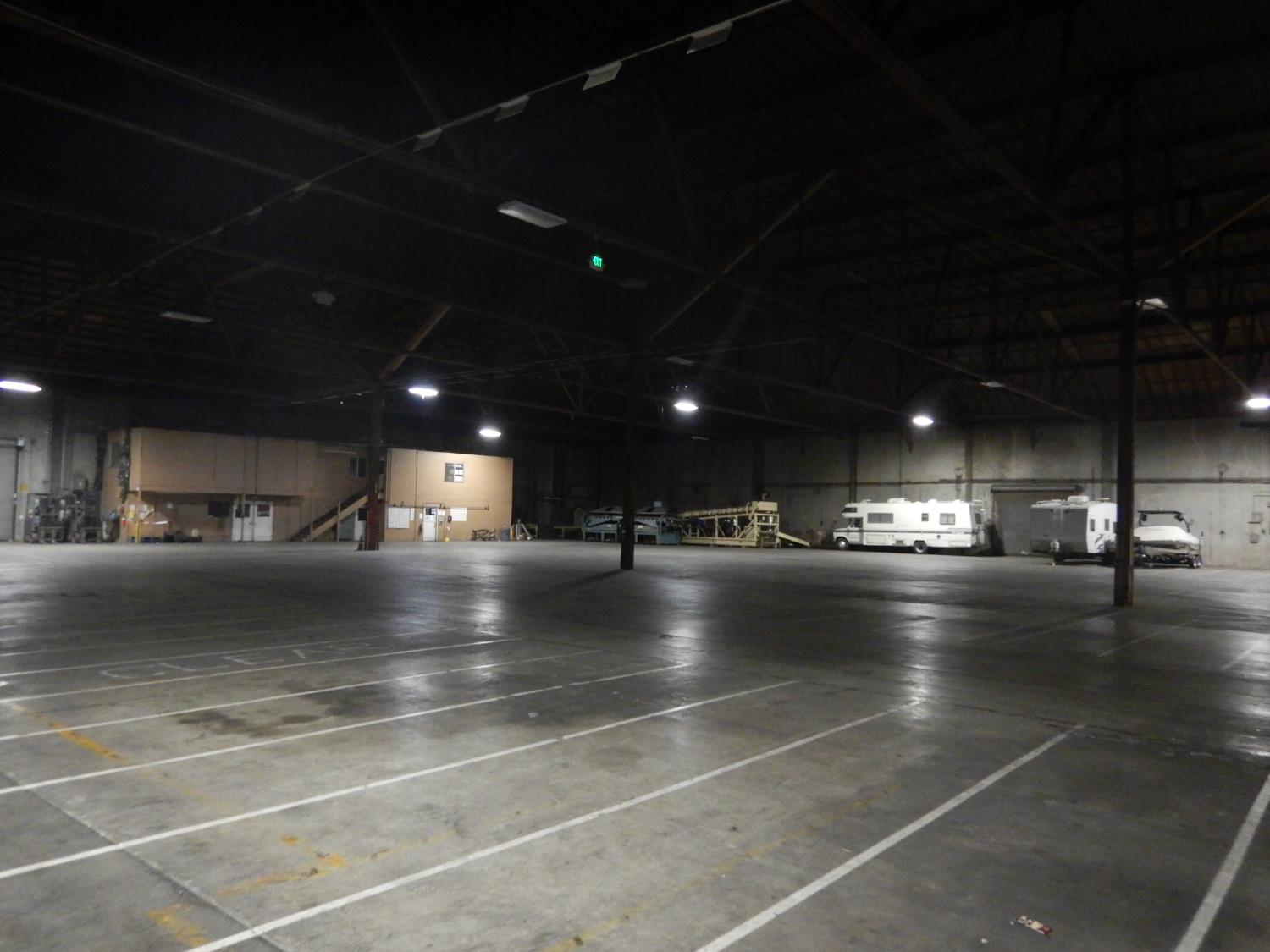 2777 N Highway 59, Merced, CA 95348
